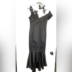 Asian themed dress with lots of cool detail size m